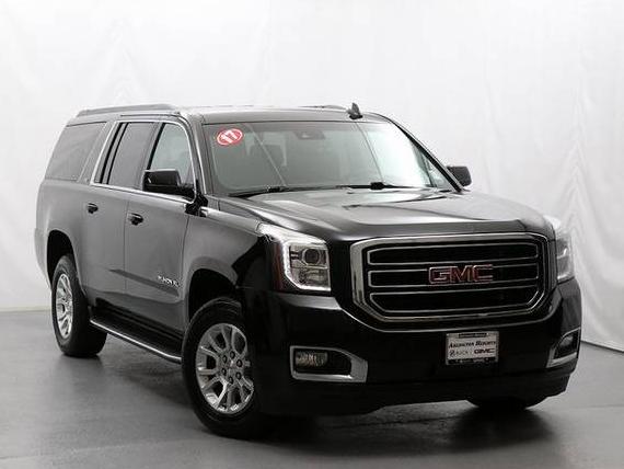 GMC YUKON XL 2017 1GKS2GKC3HR257801 image
